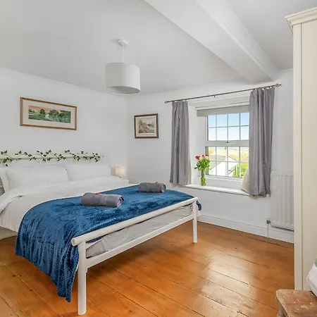 Holiday home Old George Iii House *